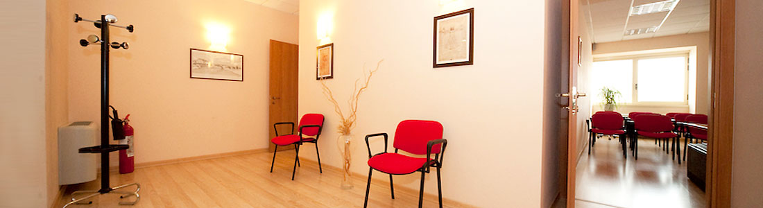 L'ingresso dello studio
